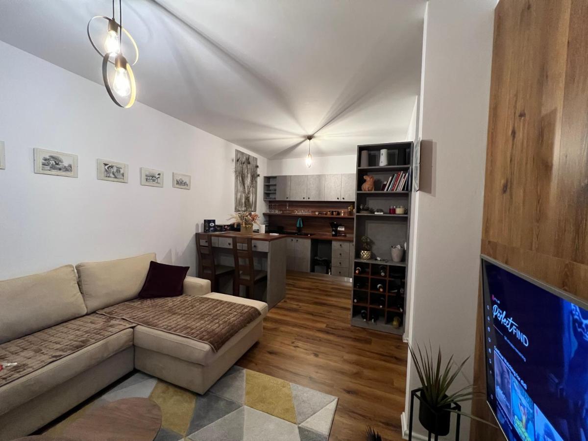 Zirkon City Rush Apartment 地拉那 外观 照片